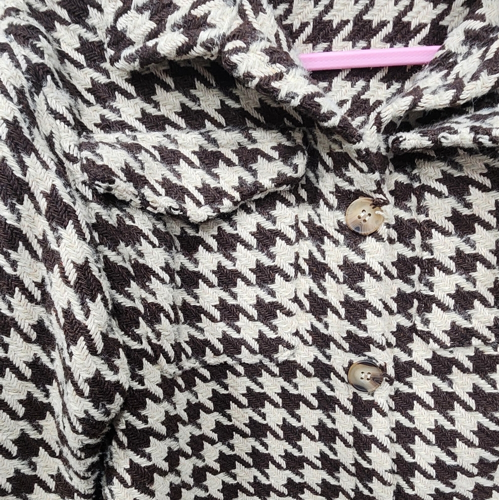 Button-Up Jacket - Picture 4 of 6